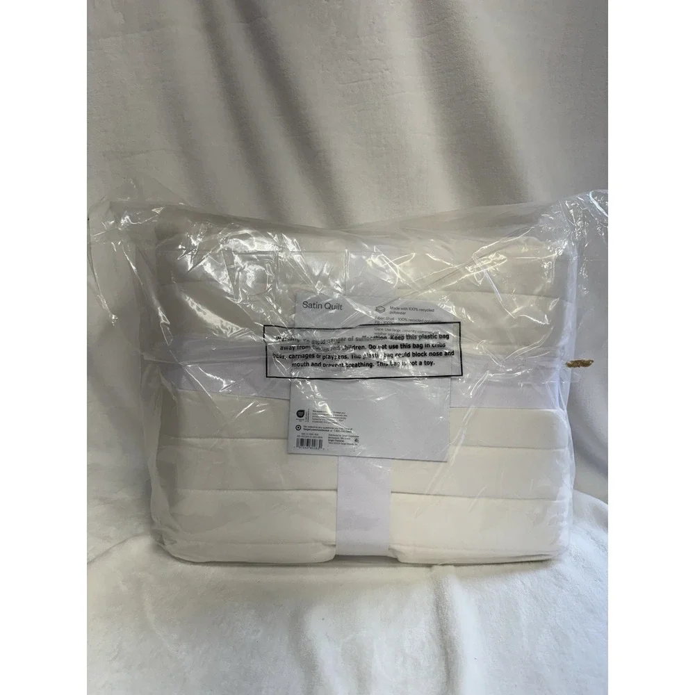 Full/Queen Satin Quilt Ivory- Room Essentials 90in X 86in